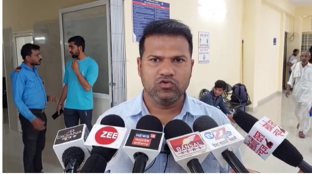 खंडवा में ट्रैक्टर ट्रॉली पलटने से बड़ा हादसा, अब तक 4 लोगों की मौत