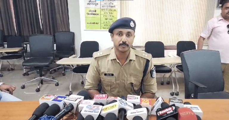 ग्वालियर मैं स्टंट करते हुए युवकों का वीडियो वायरल, पुलिस ने सीसीटीवी से तलाश शुरू की
