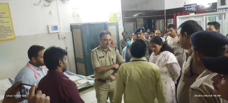 रीवा में दर्दनाक हादसा: जर्जर मकान की दीवाल गिरने से कई बच्चे दबे