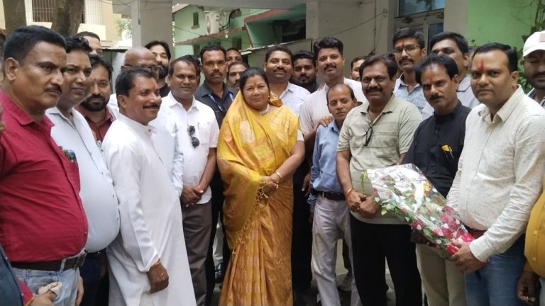 पत्रकार सुरक्षा कानून के साथ अन्य मांगो को लेकर बालाघाट के पत्रकारों ने निकाली न्याय यात्रा, कैबिनेट मंत्री सहित विधायकों ने दिया समर्थन, मंडला में हुआ भव्य स्वागत