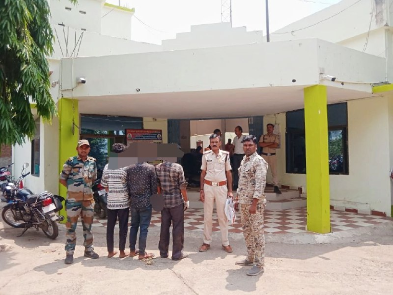 1 नग गाय एवं 15 नग भैस की चोरी करने वाले तीन आरोपियों को थाना बिछिया पुलिस ने किया गिरफ्तार