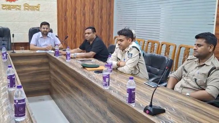 वन्यजीव की मौत के बाद हडक़ंप के हालात, पन्ना टाइगर रिजर्व के डिप्टी डायरेक्टर ने की पत्रकारवार्ता