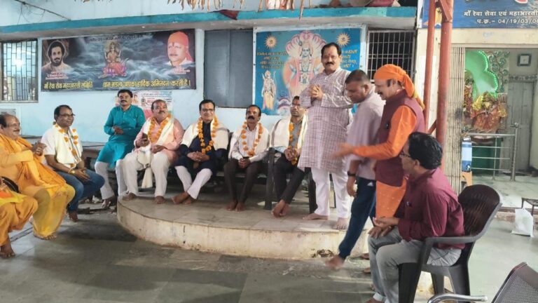 गुरुओं का सम्मान हमारी सनातनी परंपरा : प्रफुल्ल मिश्रा, भाजपा द्वारा जिले भर में किया गुरुओं का सम्मान